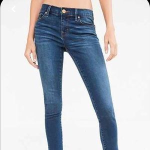 New w tags BDG mid rise twig jean